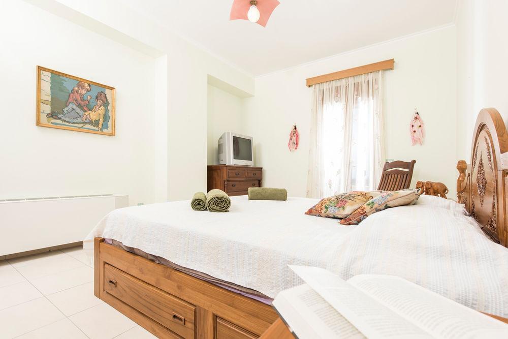 Zeus Residence อาโกรตีรี ภายนอก รูปภาพ