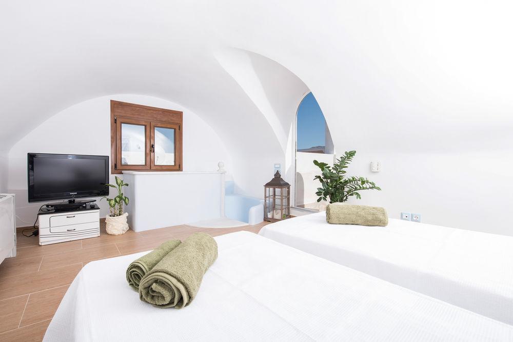 Zeus Residence อาโกรตีรี ภายนอก รูปภาพ